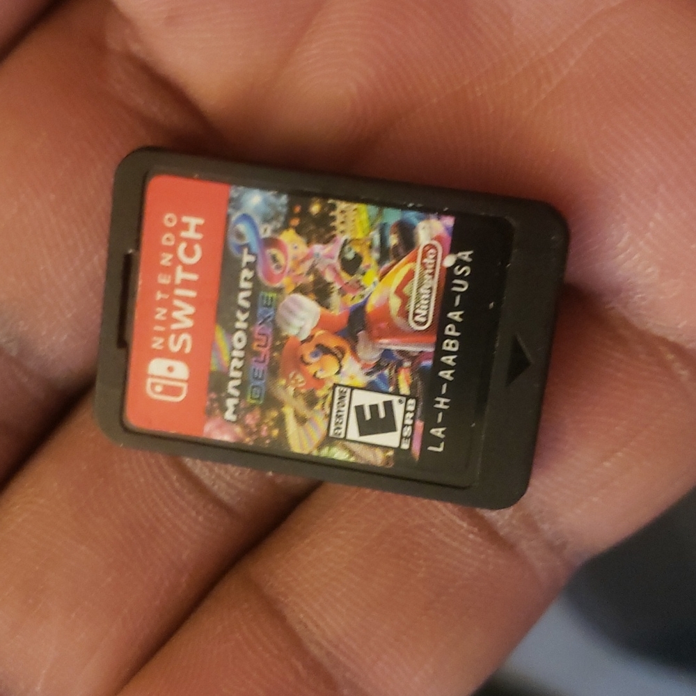Nintendo switch - Picture 4 of 6